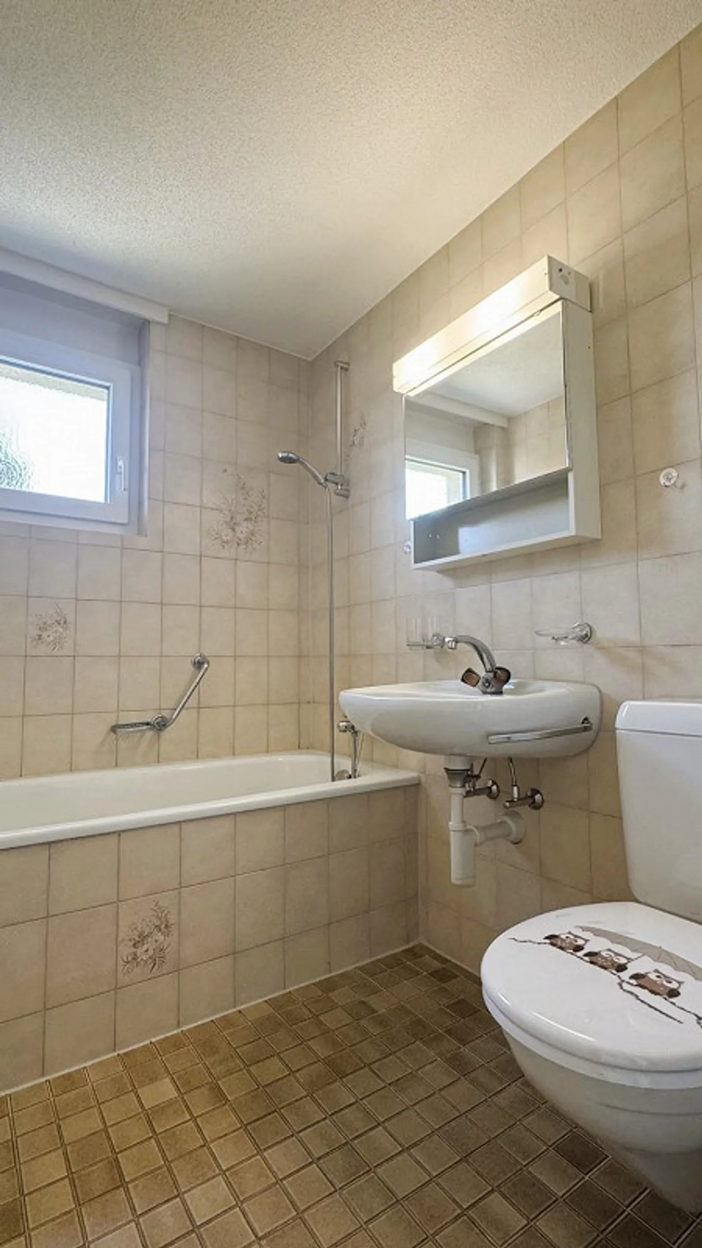 Spacious 3.5-room apartment for rent in Aarberg - Photo 10 of 10