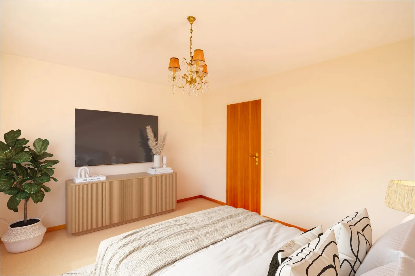 Detached 5.5-room single-family house with large garden, three garages, and plenty of space! - Photo 12 of 29