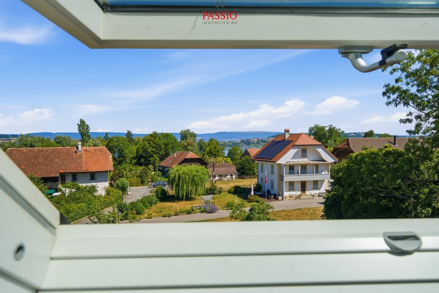 Proprietà residenziale e commerciale con potenziale di sviluppo presso il Lago di Murten - Foto 12 di 39