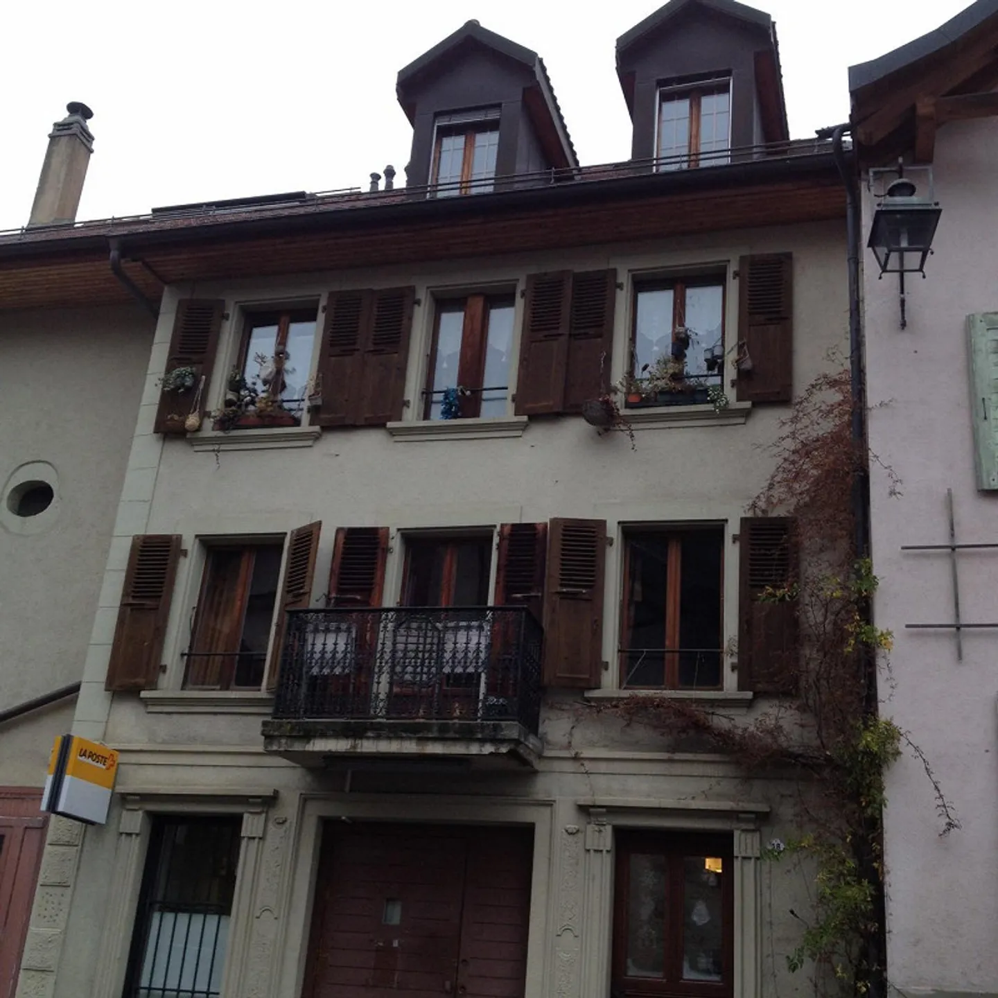 Studio n3 im 2. Stock in Romainmôtier, ideal gelegen - Foto 1 von 8
