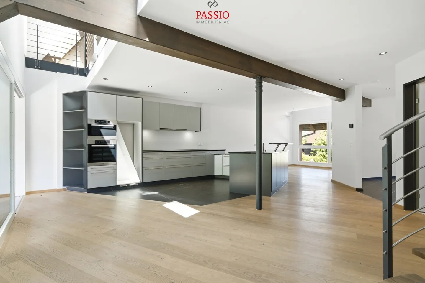 Proprietà residenziale e commerciale con potenziale di sviluppo presso il Lago di Murten - Foto 16 di 39