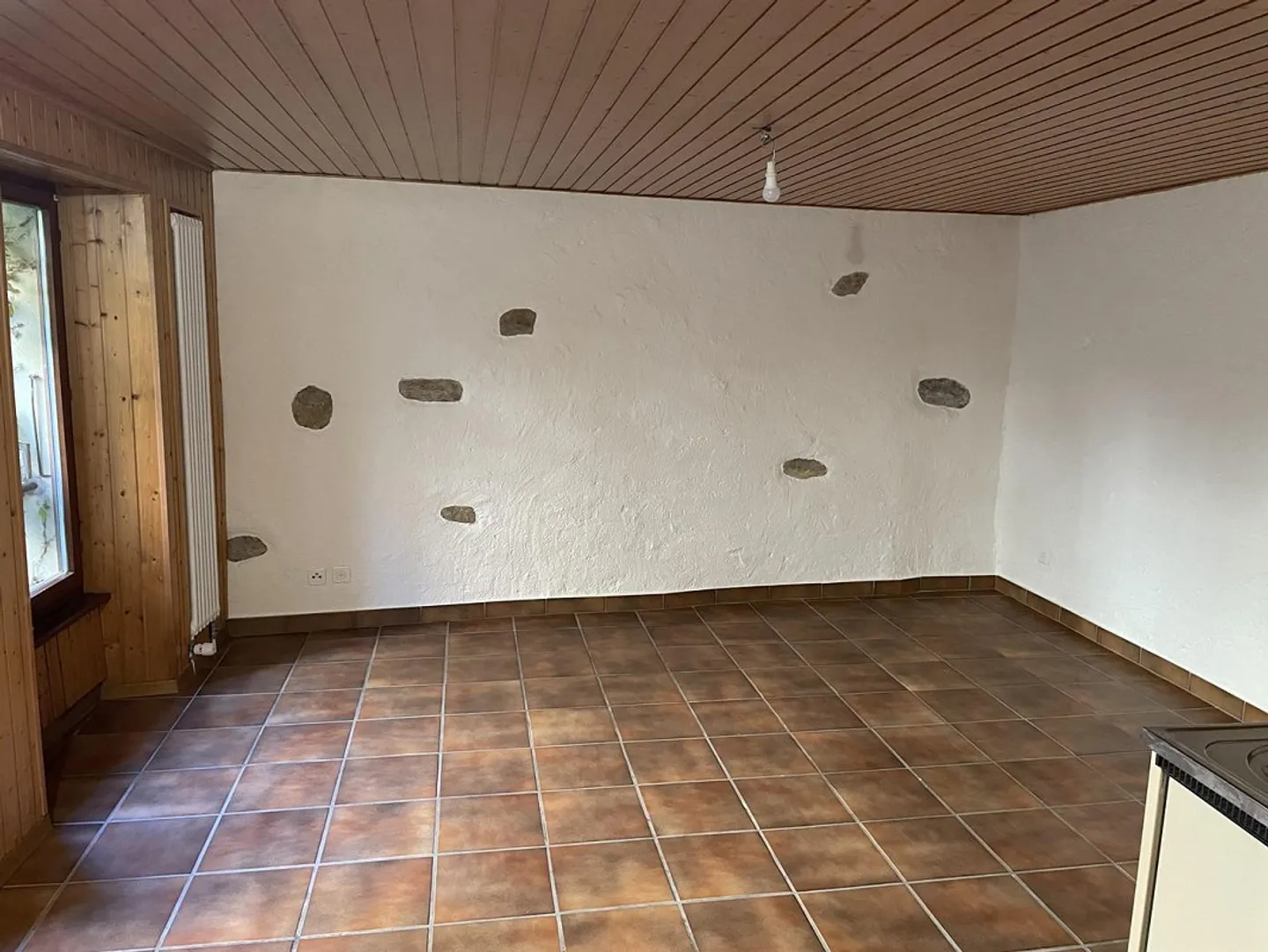 Studio n3 im 2. Stock in Romainmôtier, ideal gelegen - Foto 5 von 8