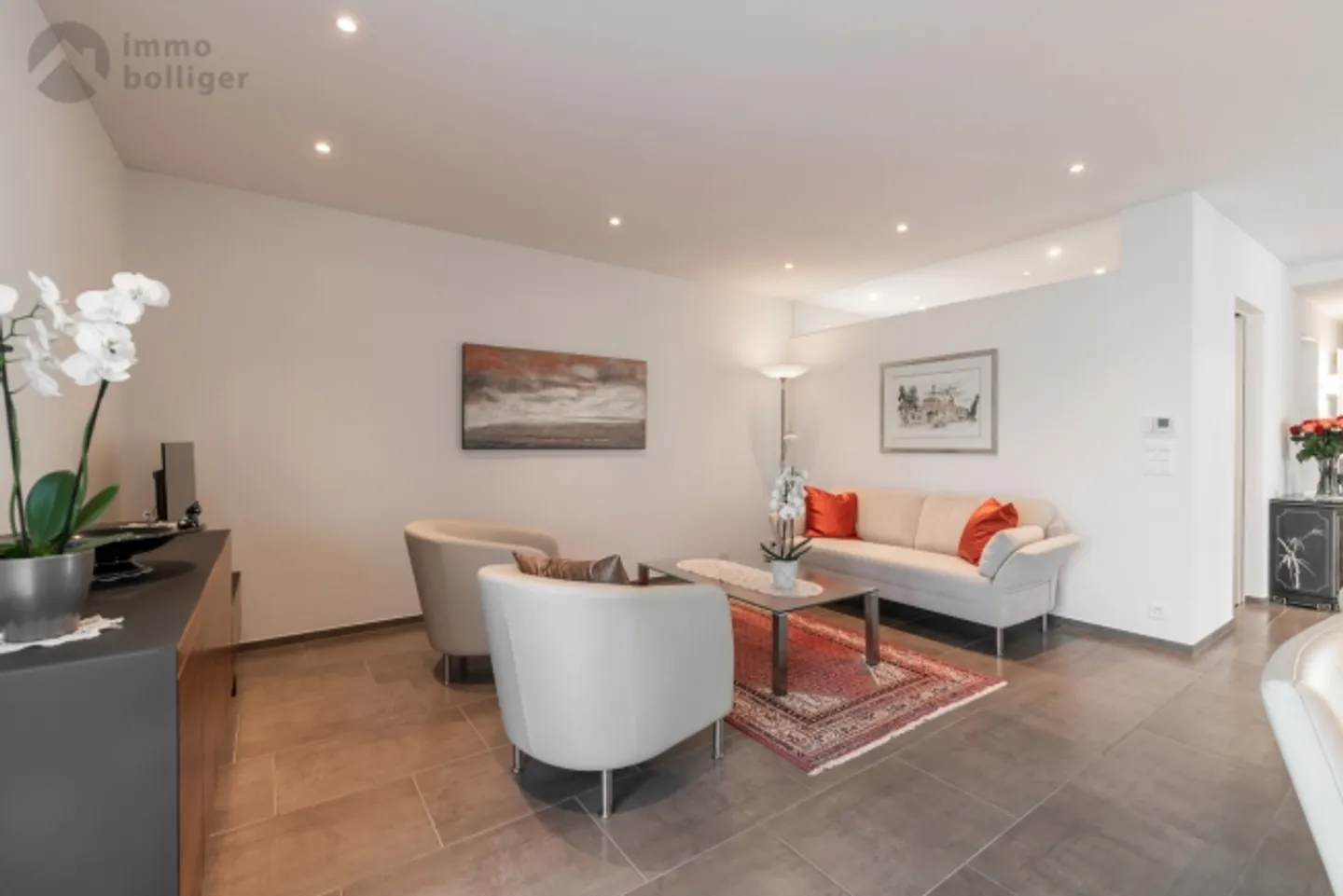 Comfort, Peace & Plenty of Space - Photo 3 of 13