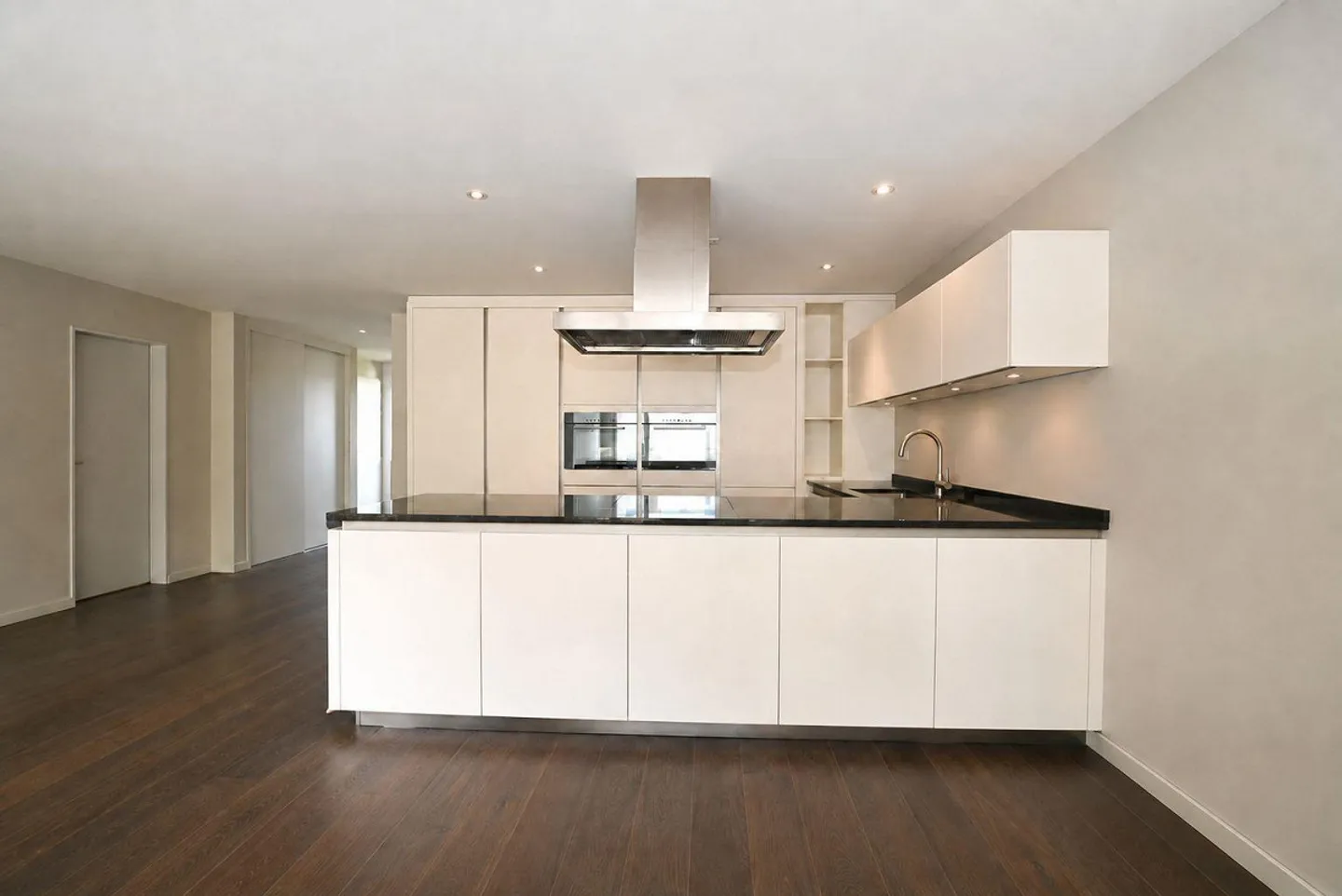 Stilvolle 3.5-Zimmer-Wohnung in Zürich - Foto 2 von 12
