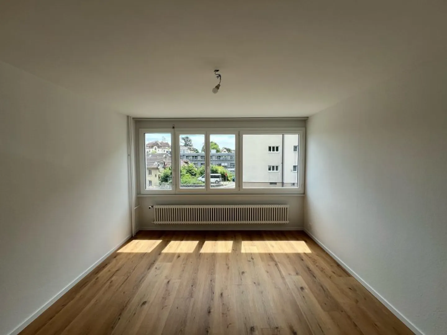 00932 - Appartamento 3 locali - Serroue 3 - NEUCHATEL - Foto 3 di 5