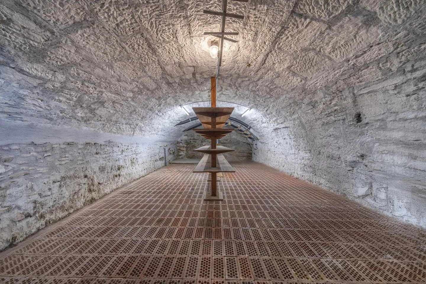 Paradisiacal Property with Charm - Photo 3 of 5