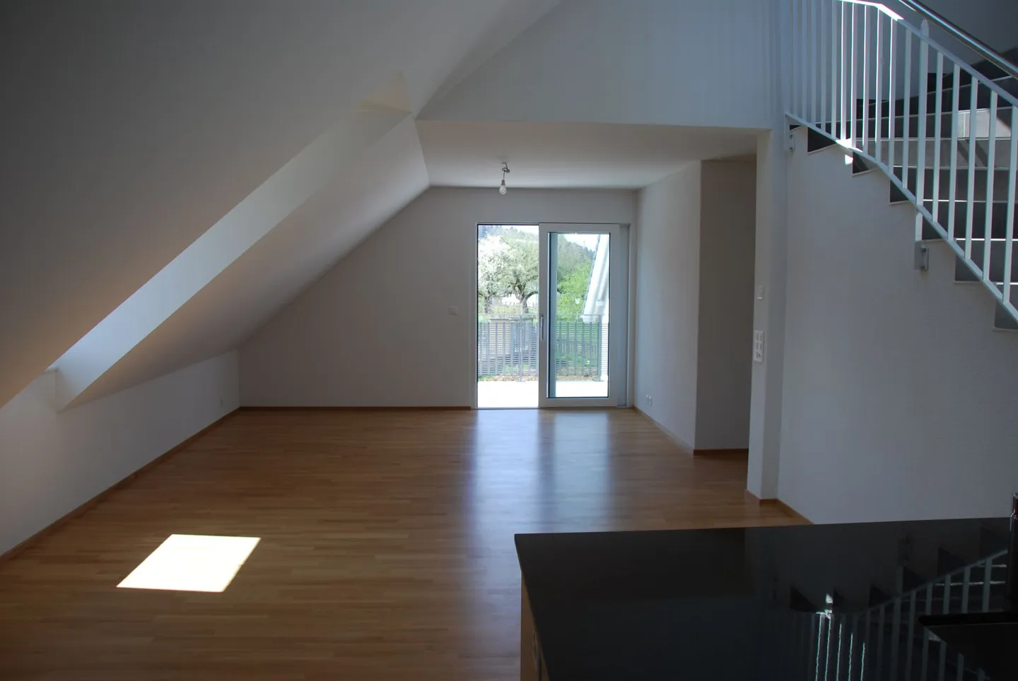 Helle moderne 4.5-Maisonette Dachwohnung - Foto 4 von 12