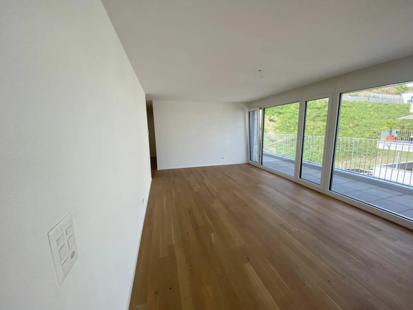 *Stilvolle 2.5 Attikawohnung mit tollem Ausblick & Terrasse* - Foto 5 von 11