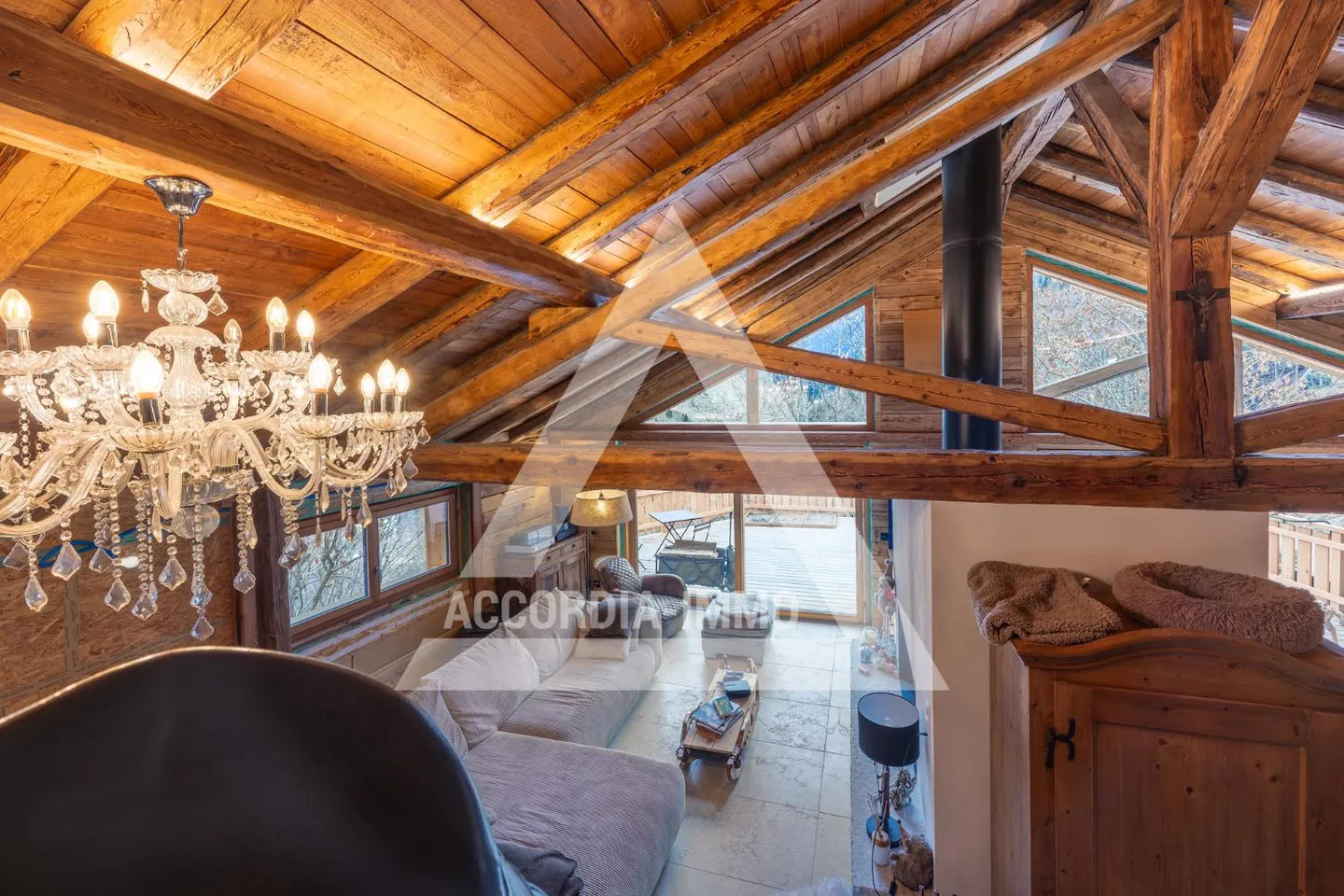 Charaktervolles renoviertes Chalet mit zwei Apartments – großes Potenzial - Foto 10 von 19