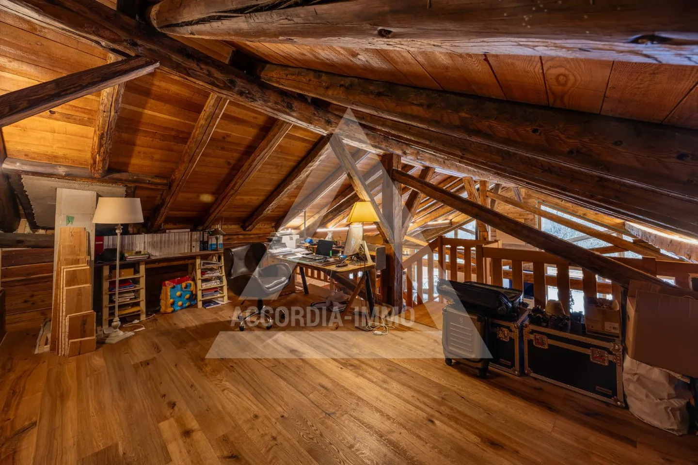 Charaktervolles renoviertes Chalet mit zwei Apartments – großes Potenzial - Foto 8 von 19