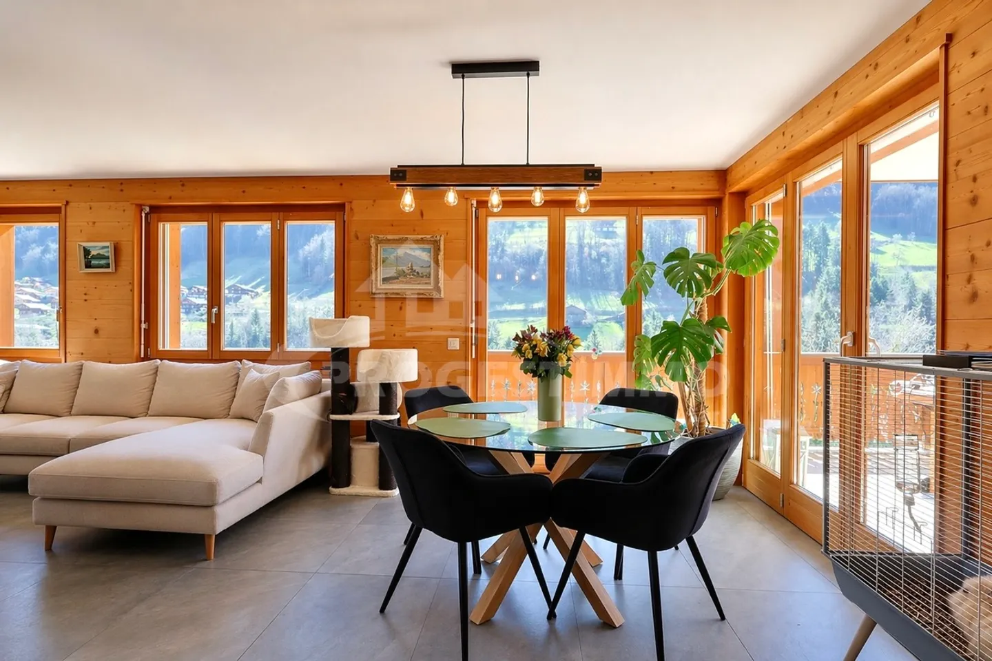 APPARTAMENTO LUMINOSO CON VISTA PANORAMICA - Foto 2 di 8