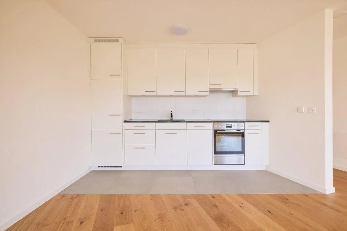 Charmante 2.5-Zimmer-Wohnung - Foto 3 von 9