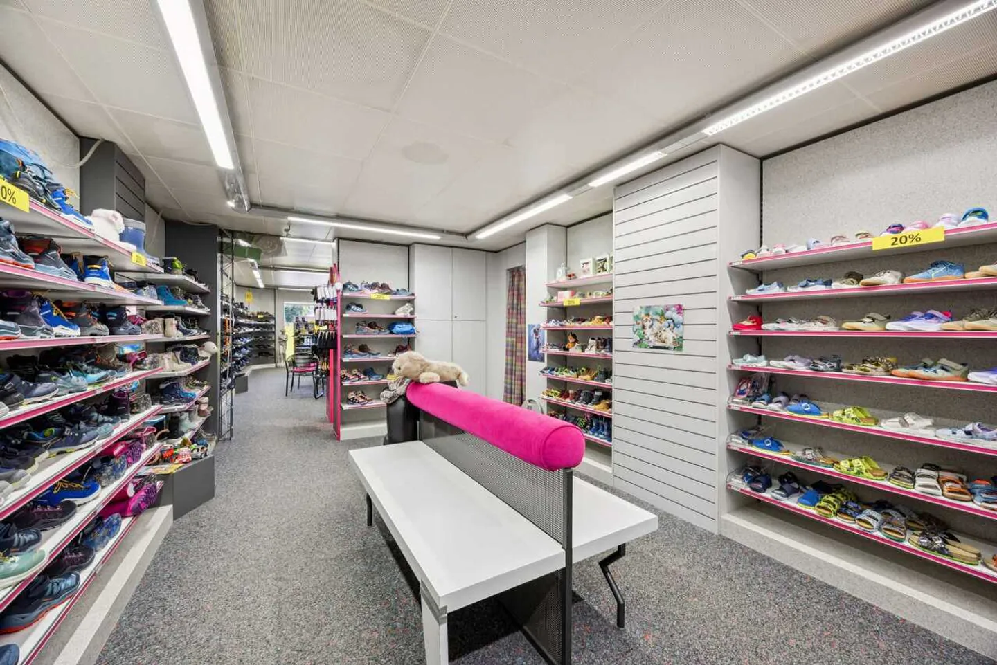 Charming Mixed-Use Building - Photo 4 of 13