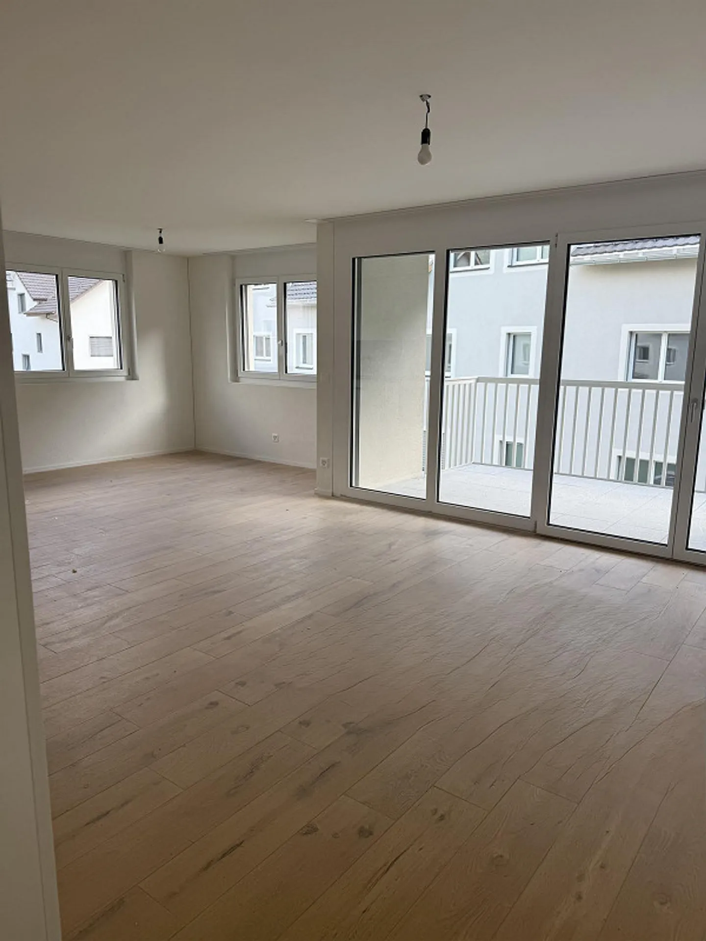 Recherche de locataire – appartement moderne de 2,5 pièces à Sevelen - Photo 4 sur 10
