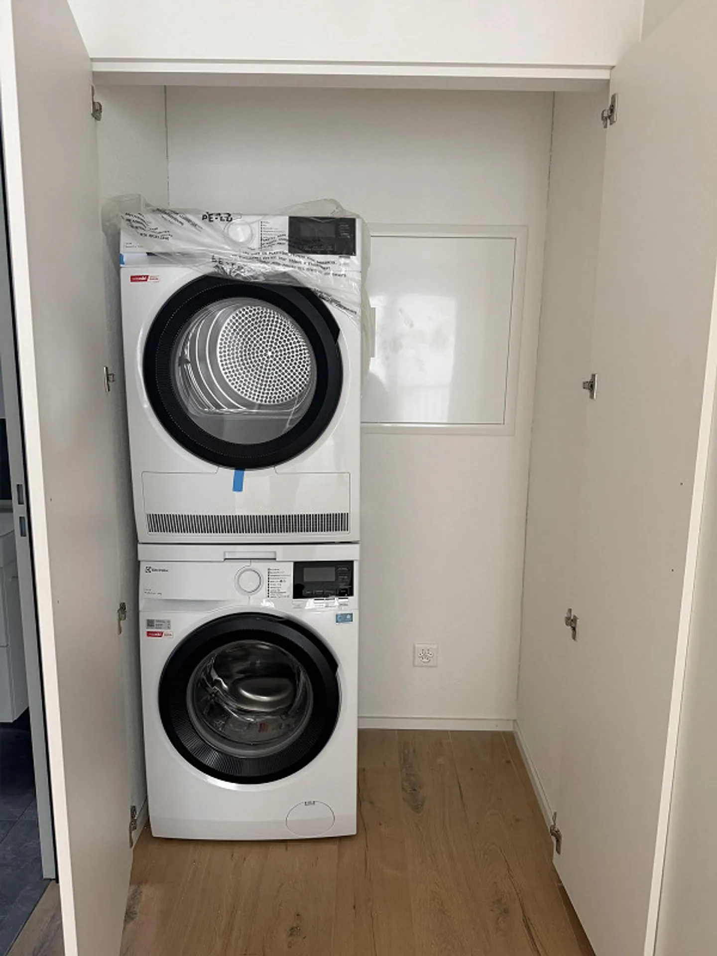 Recherche de locataire – appartement moderne de 2,5 pièces à Sevelen - Photo 5 sur 10