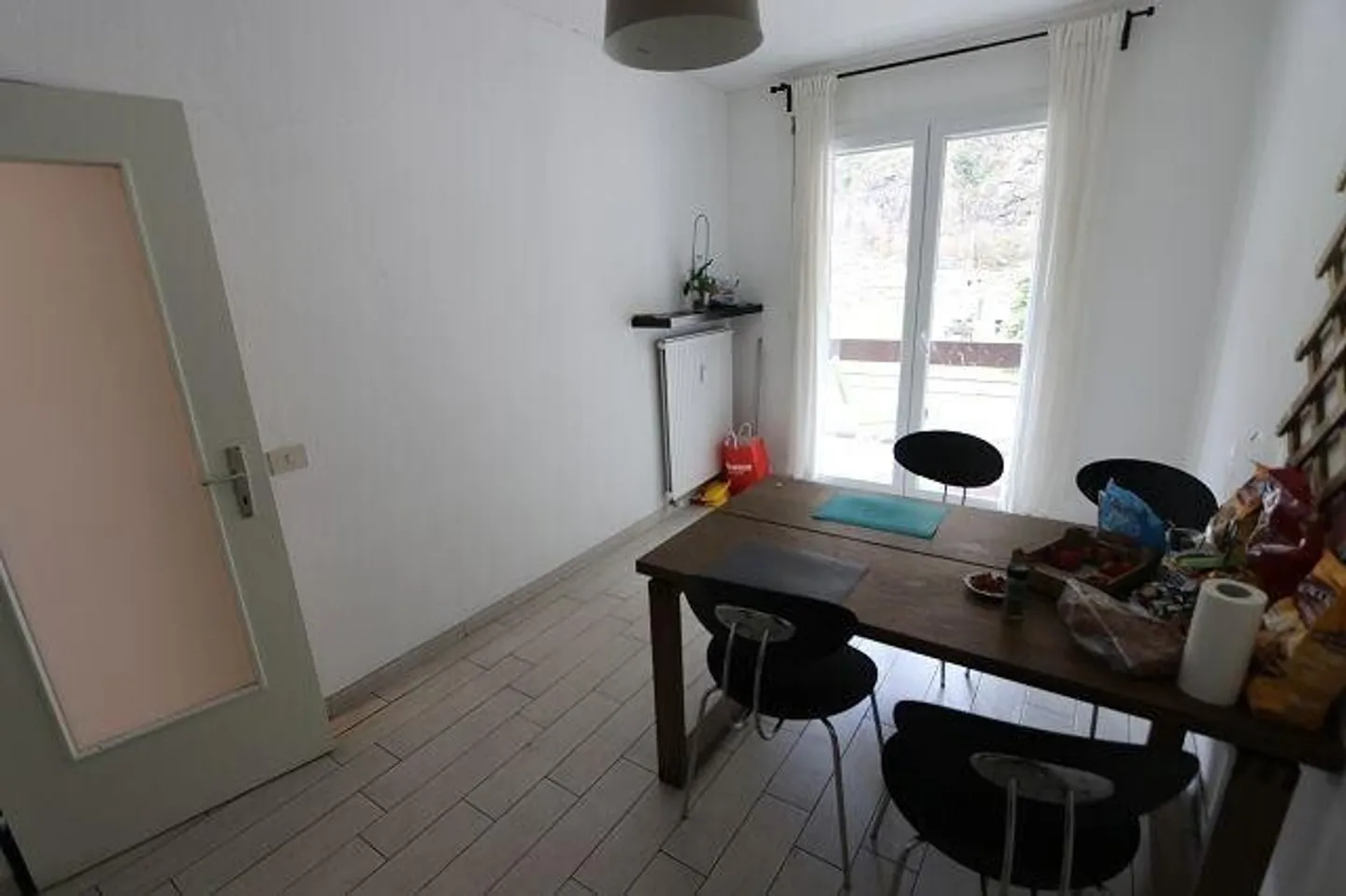 2 1/2-Room Apartment in the Attic - Photo 7 of 13