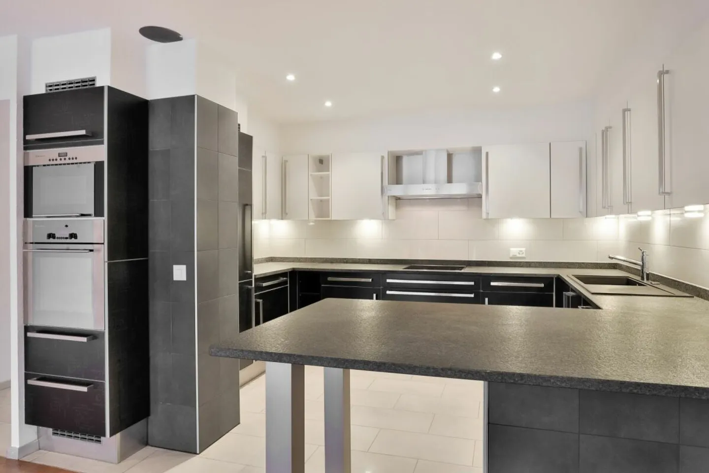 Appartamento in vendita - Foto 3 di 20