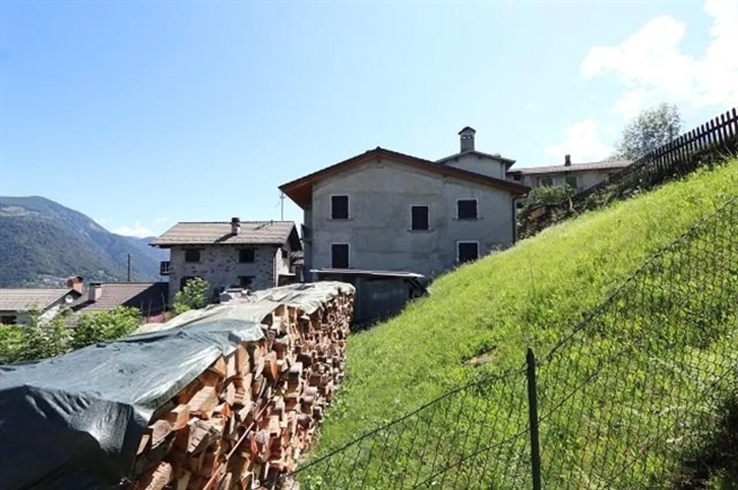 casa di 7 1/2 locali con giardino - Foto 5 di 20