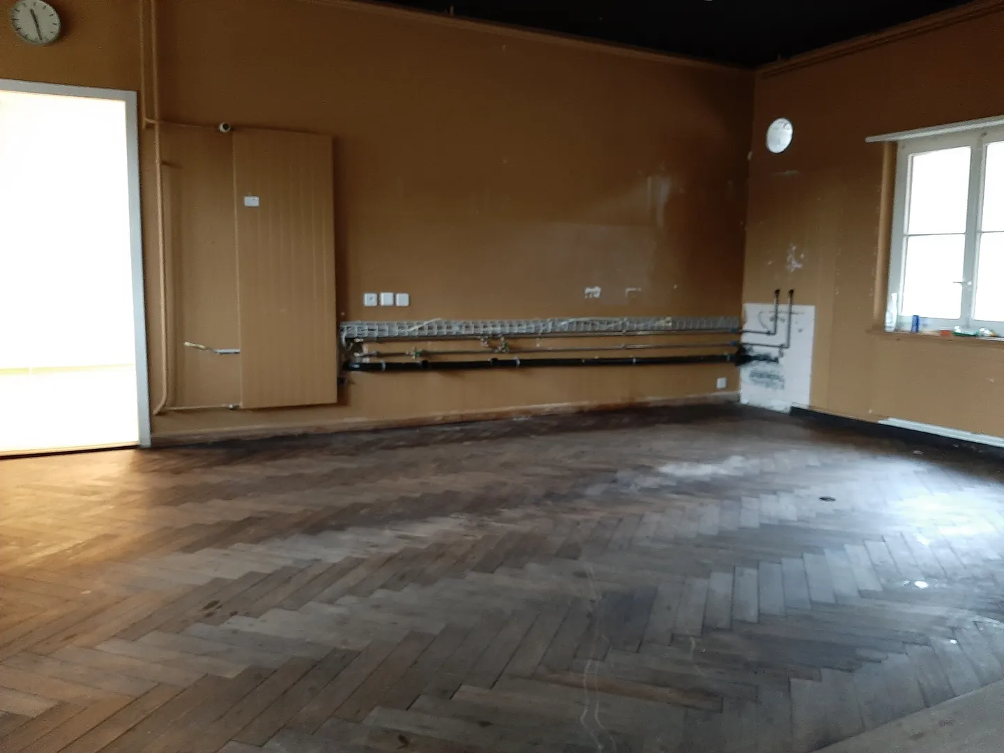 Affordable Storage Space Directly at the Train Station - Photo 4 of 7