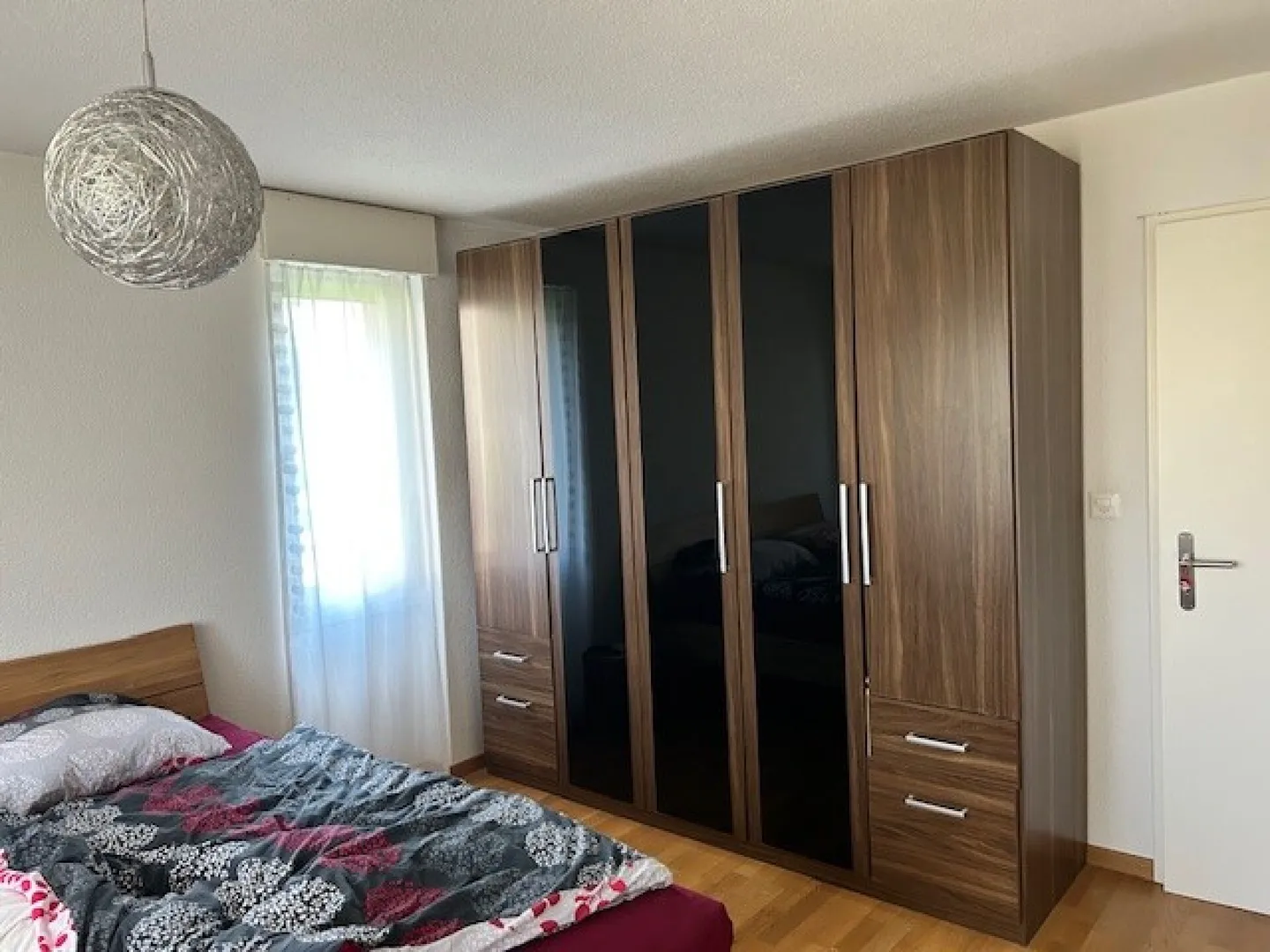 Freshly Painted Apartment - Photo 6 of 10