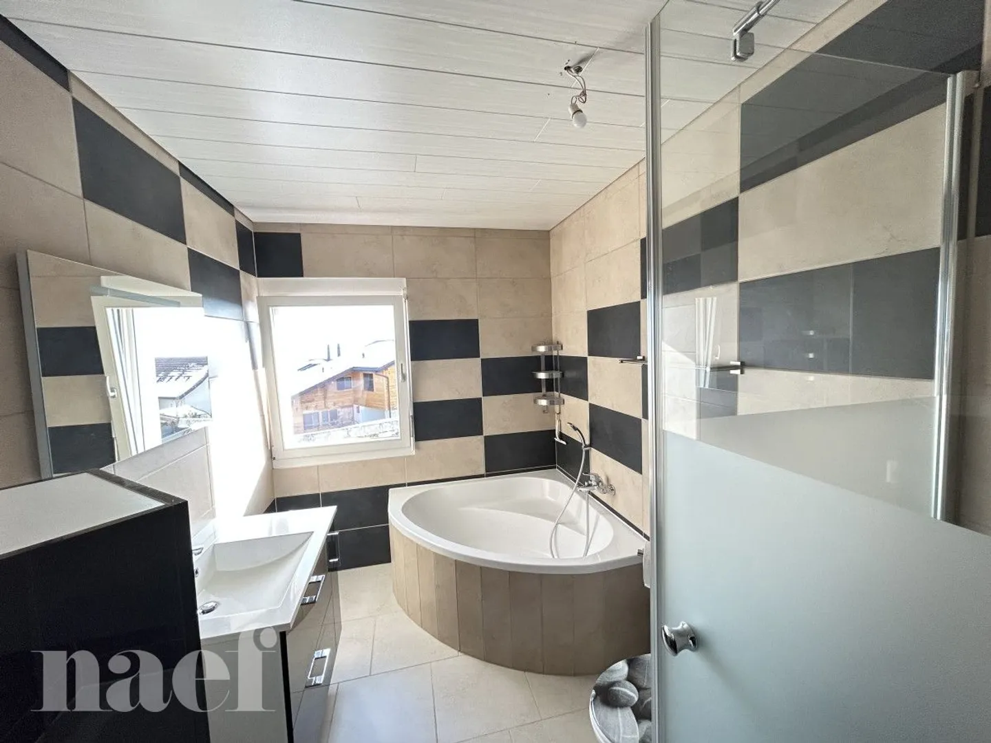 Bella casa a schiera con vista sul lago e sul Monte Bianco, terrazza - Foto 8 di 9