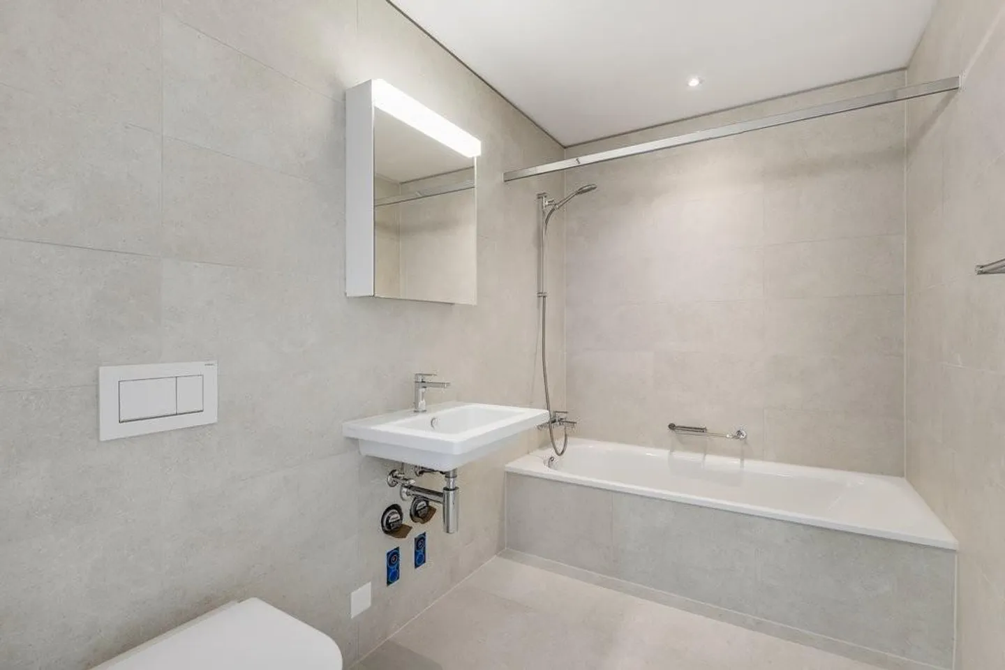 Modernes Apartment im Bäretower - Foto 3 von 10