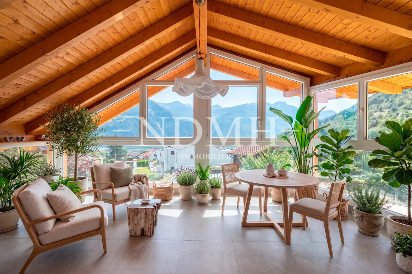 Grande villa avec appartements indépendants - Photo 1 sur 12