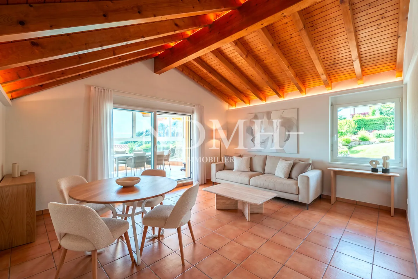 Grande villa avec appartements indépendants - Photo 2 sur 12