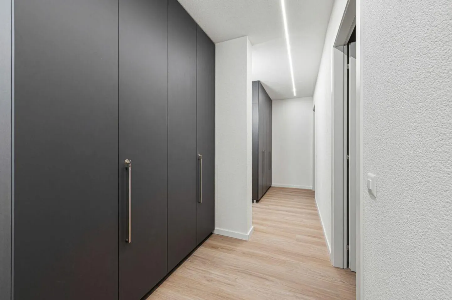 9100, Solatia 1, Lugano, Corso Elvezia, student room 311 - Photo 2 of 7