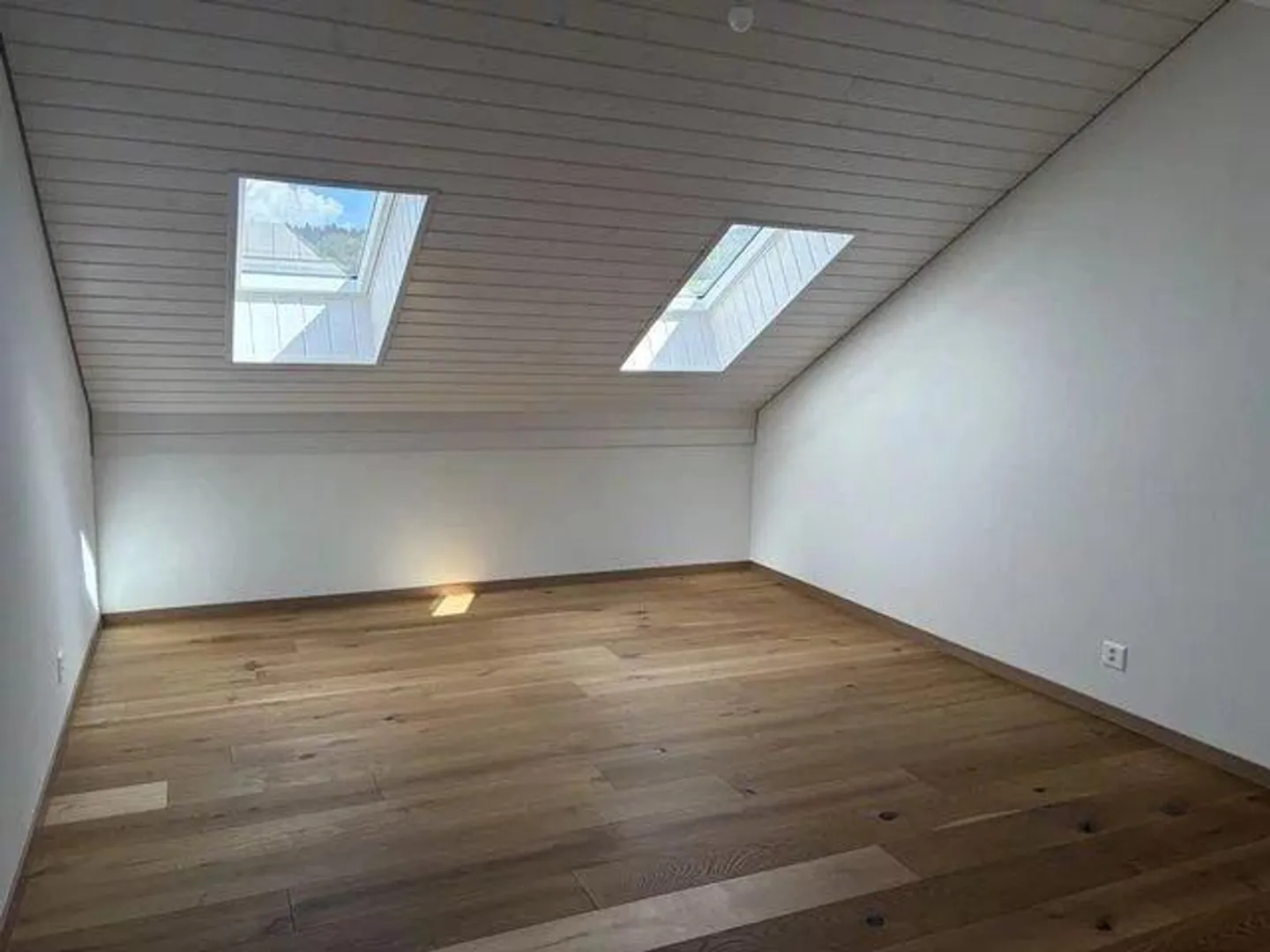 4.5-room apartment on the 2nd floor - Photo 4 of 7
