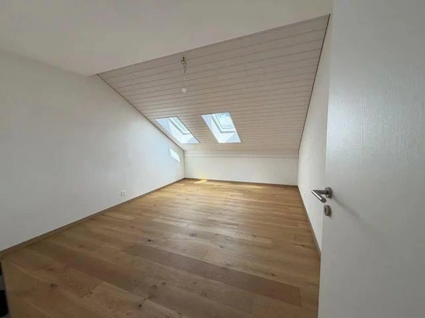 4.5-room apartment on the 2nd floor - Photo 5 of 7