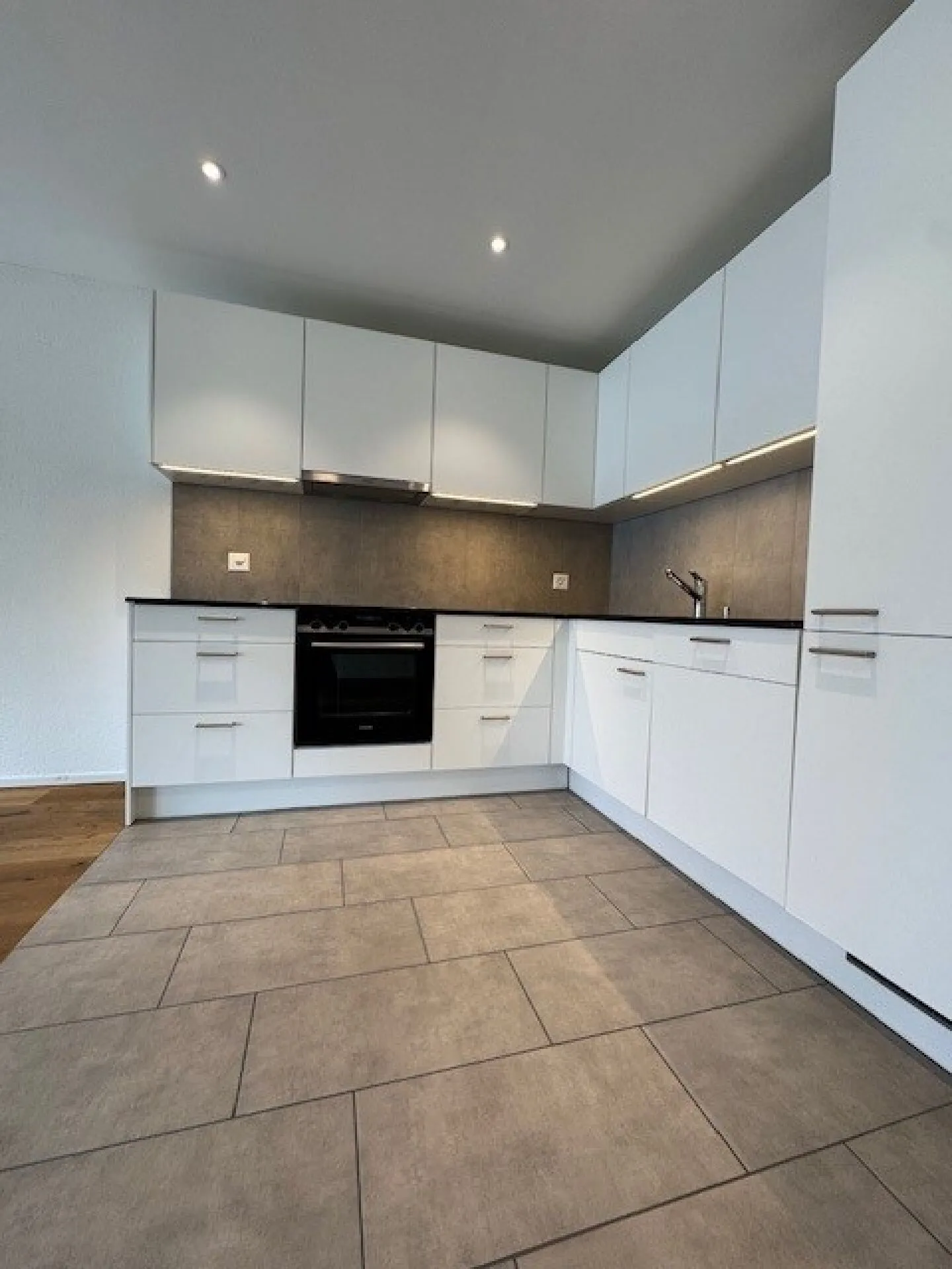 Exklusive 2½-Zimmer-Wohnung - Foto 3 von 7