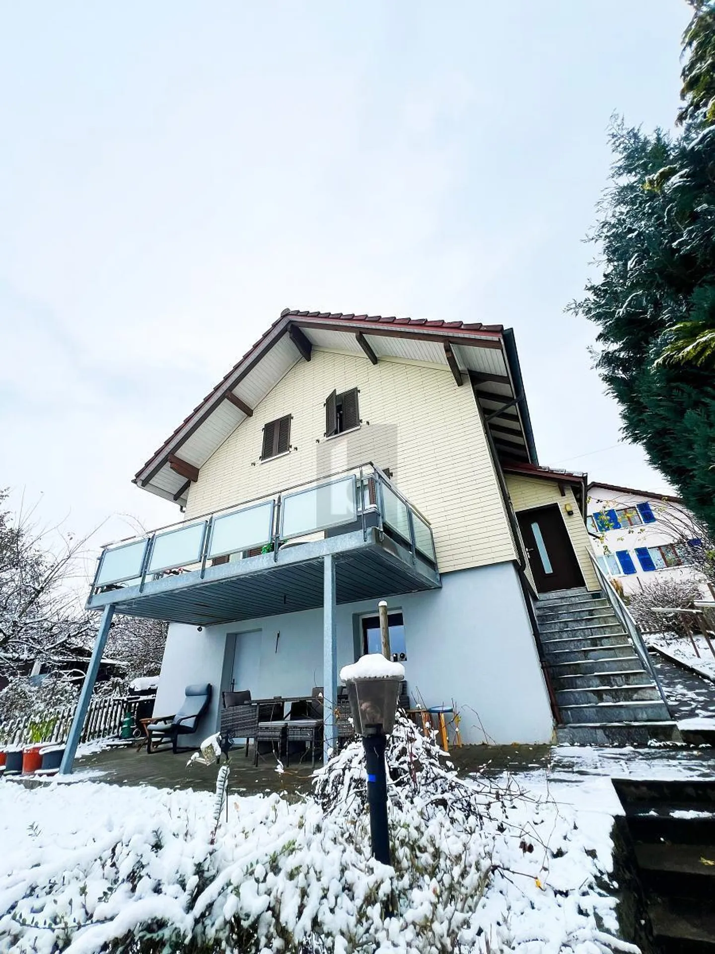 Maison individuelle à vendre - Photo 1 sur 6