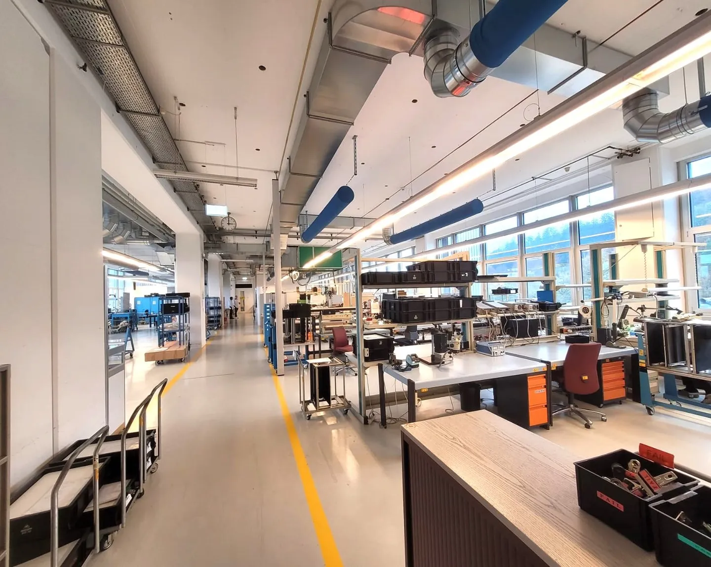 Espaces commerciaux spacieux - Votre histoire de succès commence ici! - Photo 2 sur 11