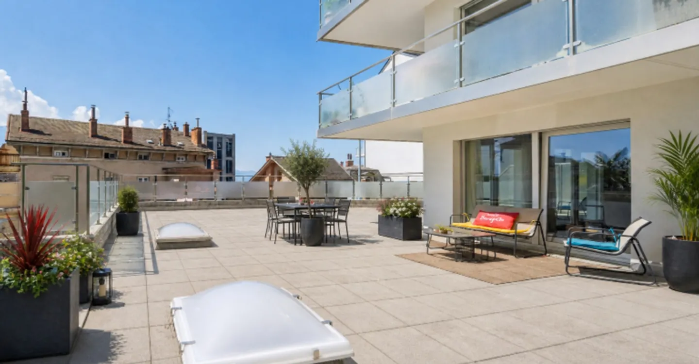 Spacieux Appartement en Rez-de-Chaussée - Photo 1 sur 9