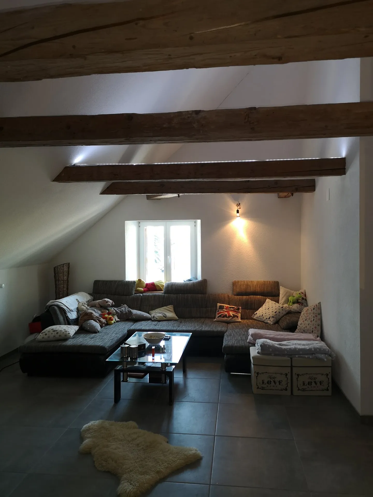 Grande casa con due appartamenti nel centro di Saignelégier - Foto 46 di 51