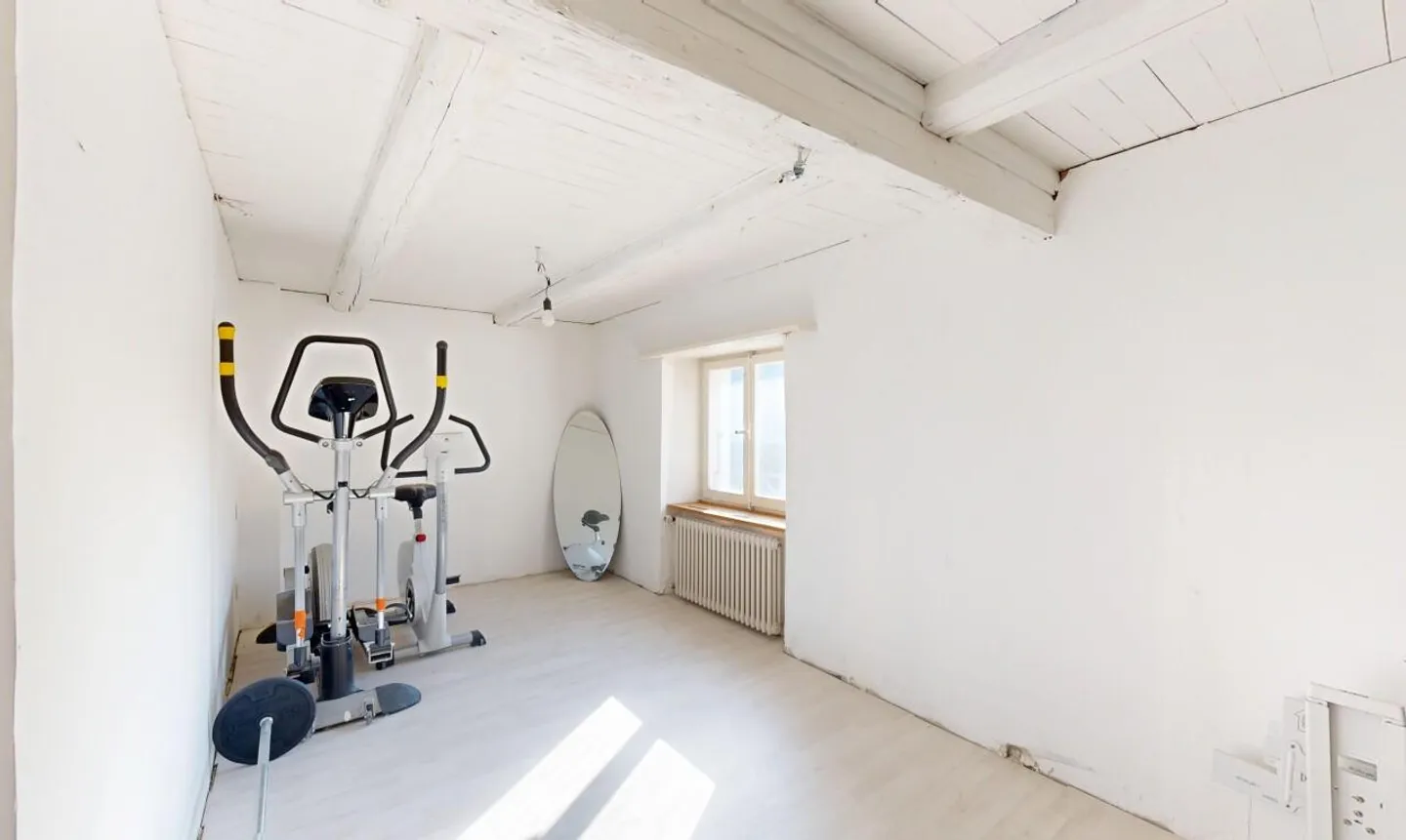 Casa con grande potenziale e garage - Foto 11 di 13