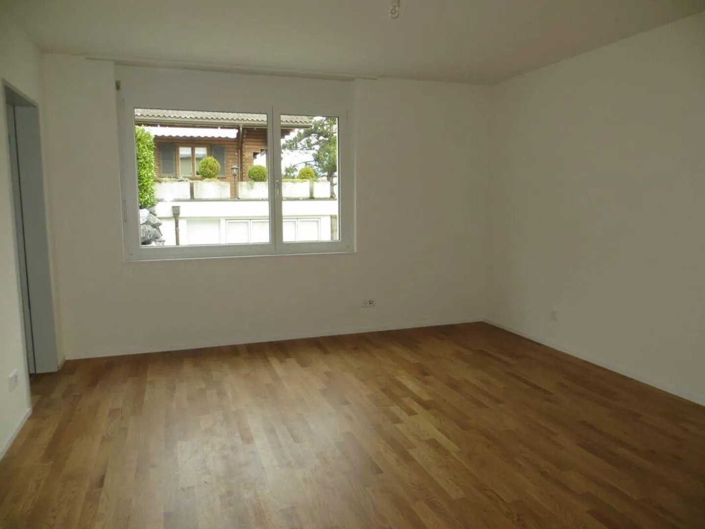 Ampio appartamento di 4 ½ locali a Sevelen - Foto 6 di 12