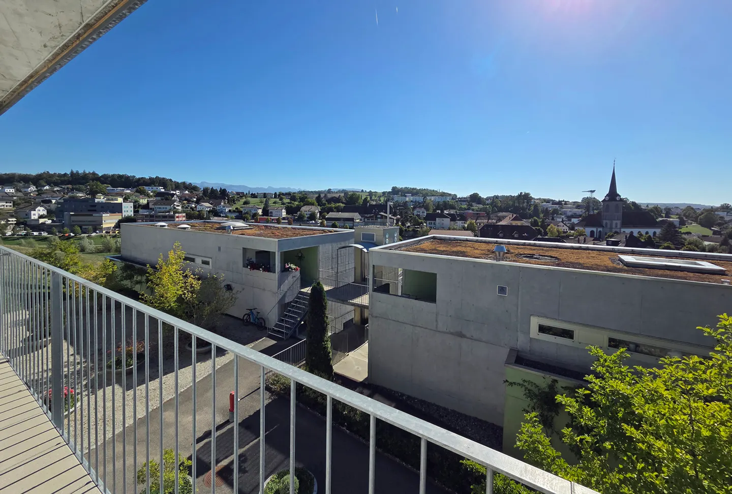 Magnifico appartamento 4.5 p. 134 m2, tranquillo, terrazza e vista! - Foto 2 di 8