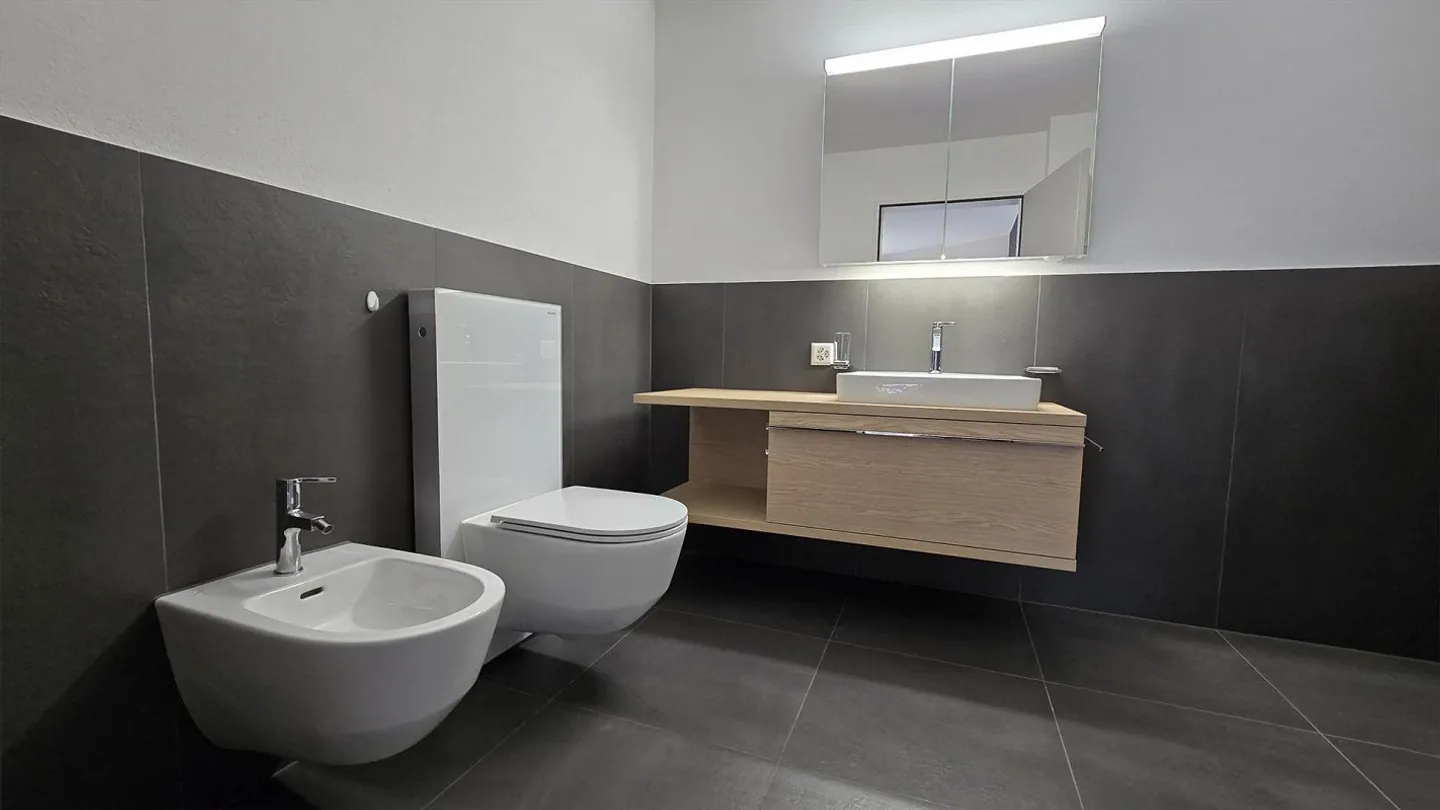 Appartamento soleggiato di 2,5 stanze con patio a Winterthur - Foto 7 di 11