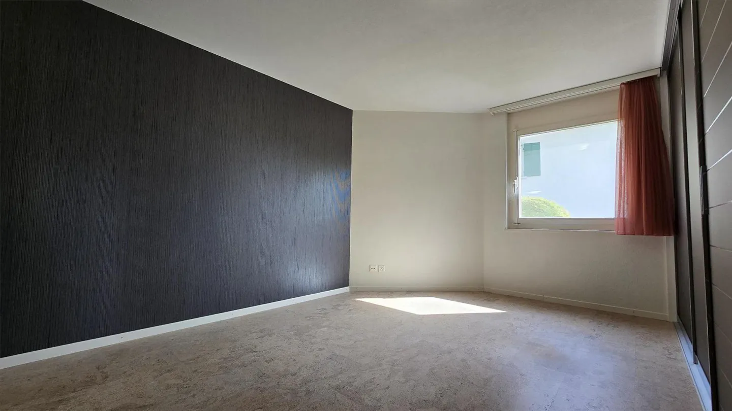 Appartamento soleggiato di 2,5 stanze con patio a Winterthur - Foto 8 di 11