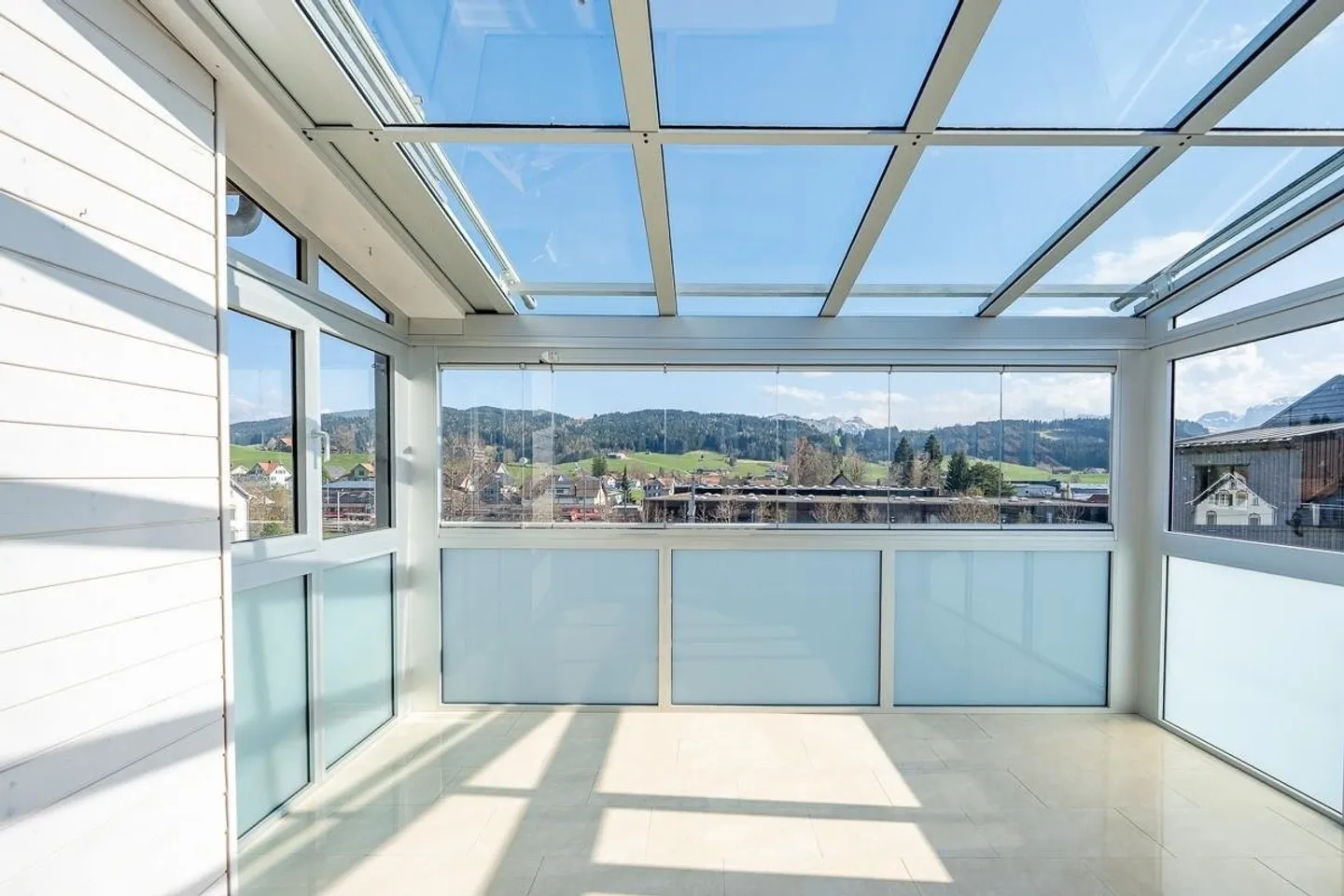 Luxuriöse Dachwohnung mit Säntisblick - Foto 10 von 11