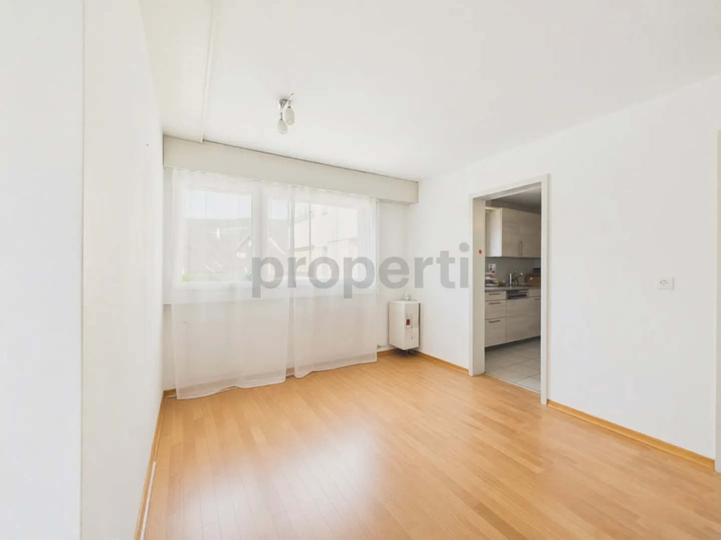 Helle Wohnung mit zwei Balkonen - Foto 6 von 13
