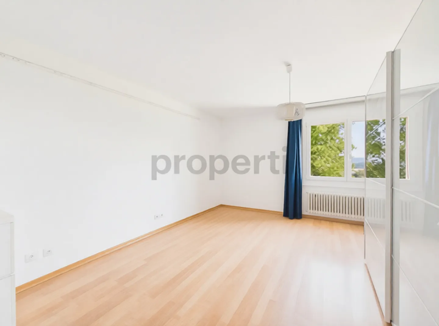Helle Wohnung mit zwei Balkonen - Foto 7 von 13
