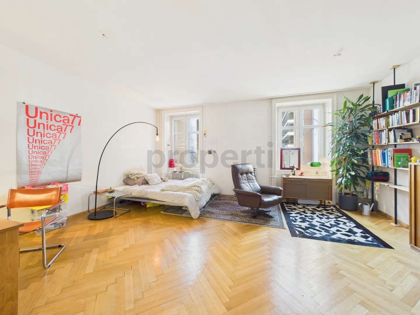 Stylish 3.5-Room Apartment with Renovated Charm, Basel - Photo 1 of 7
