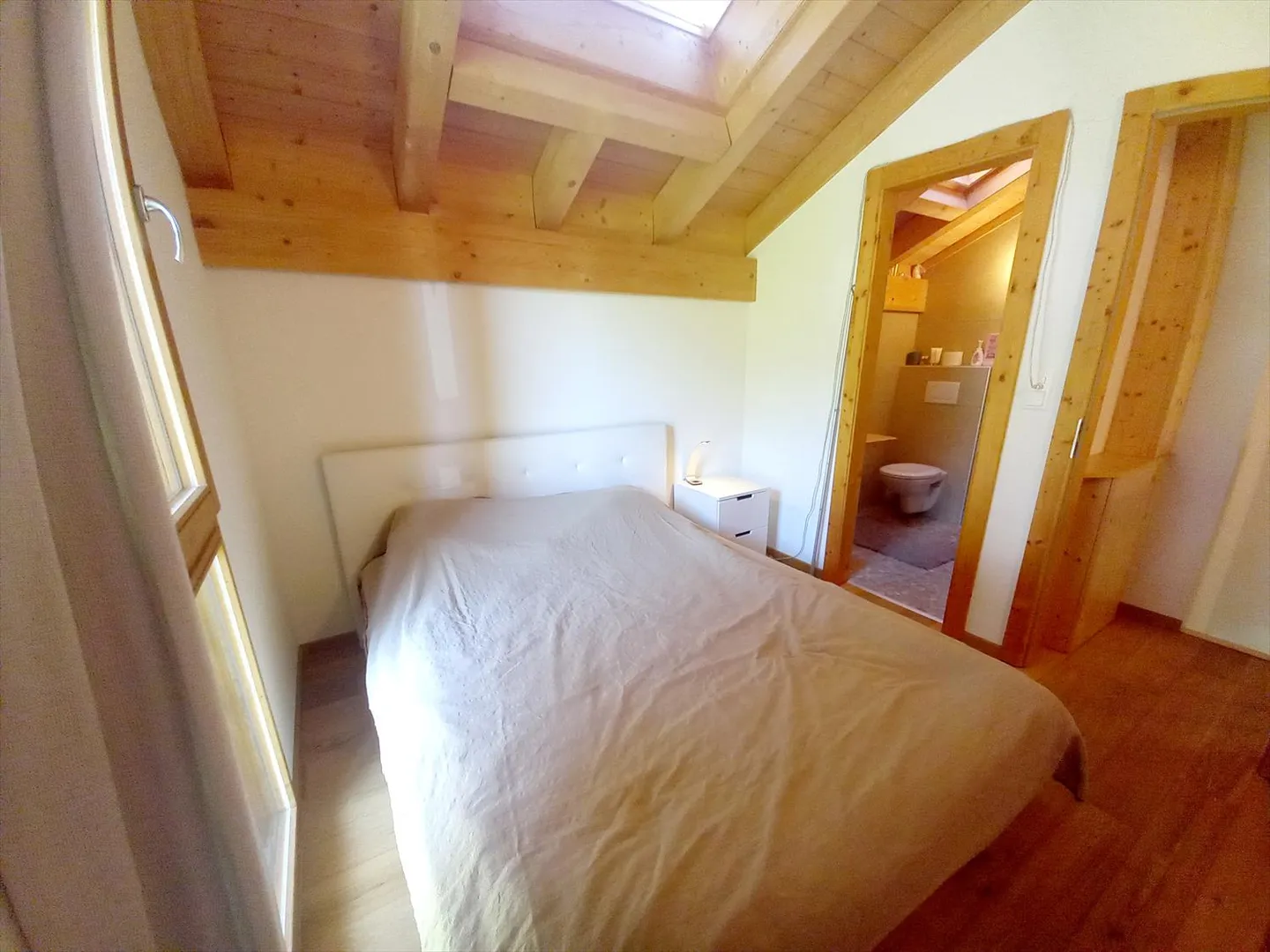 Geräumige Penthousewohnung mit Aussicht - Foto 12 von 24