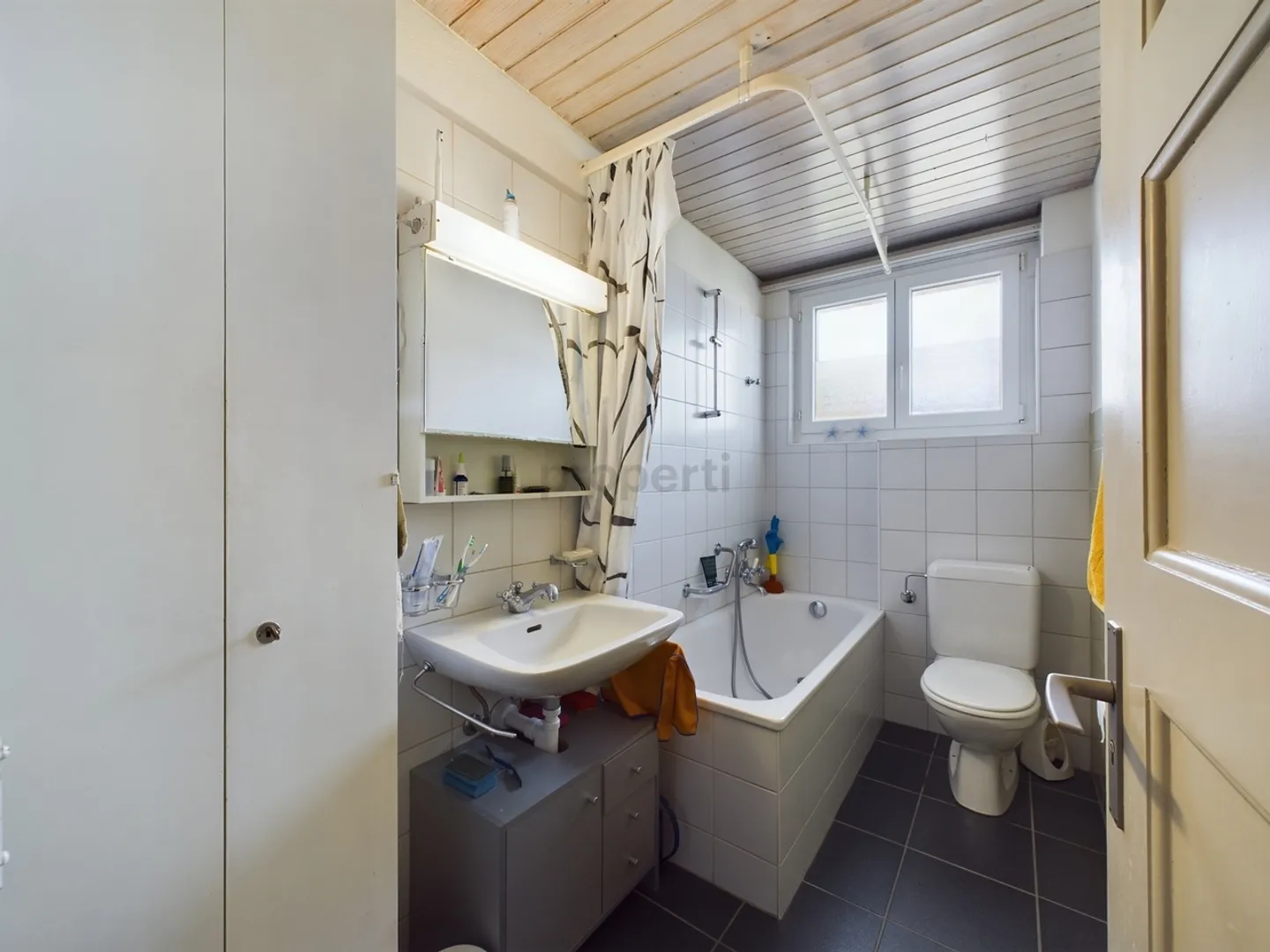 Moderno appartamento di 3 stanze con 2 balconi a Olten - Foto 7 di 11