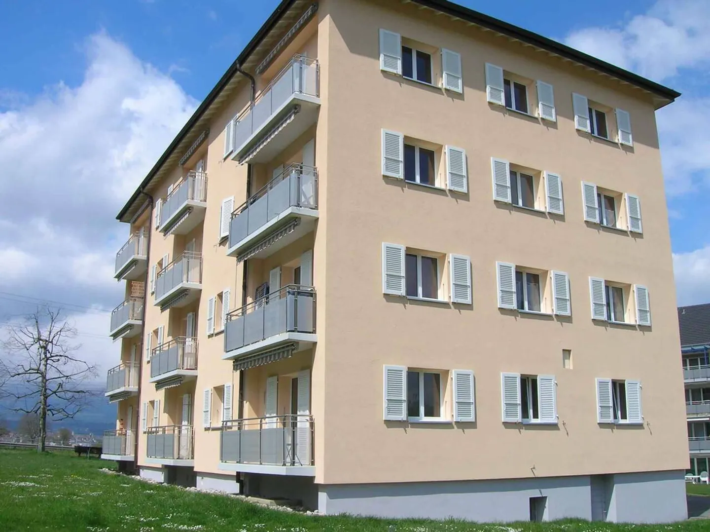 For rent 3.5-room apartment of 65 m2 in Chavornay - Photo 1 of 10