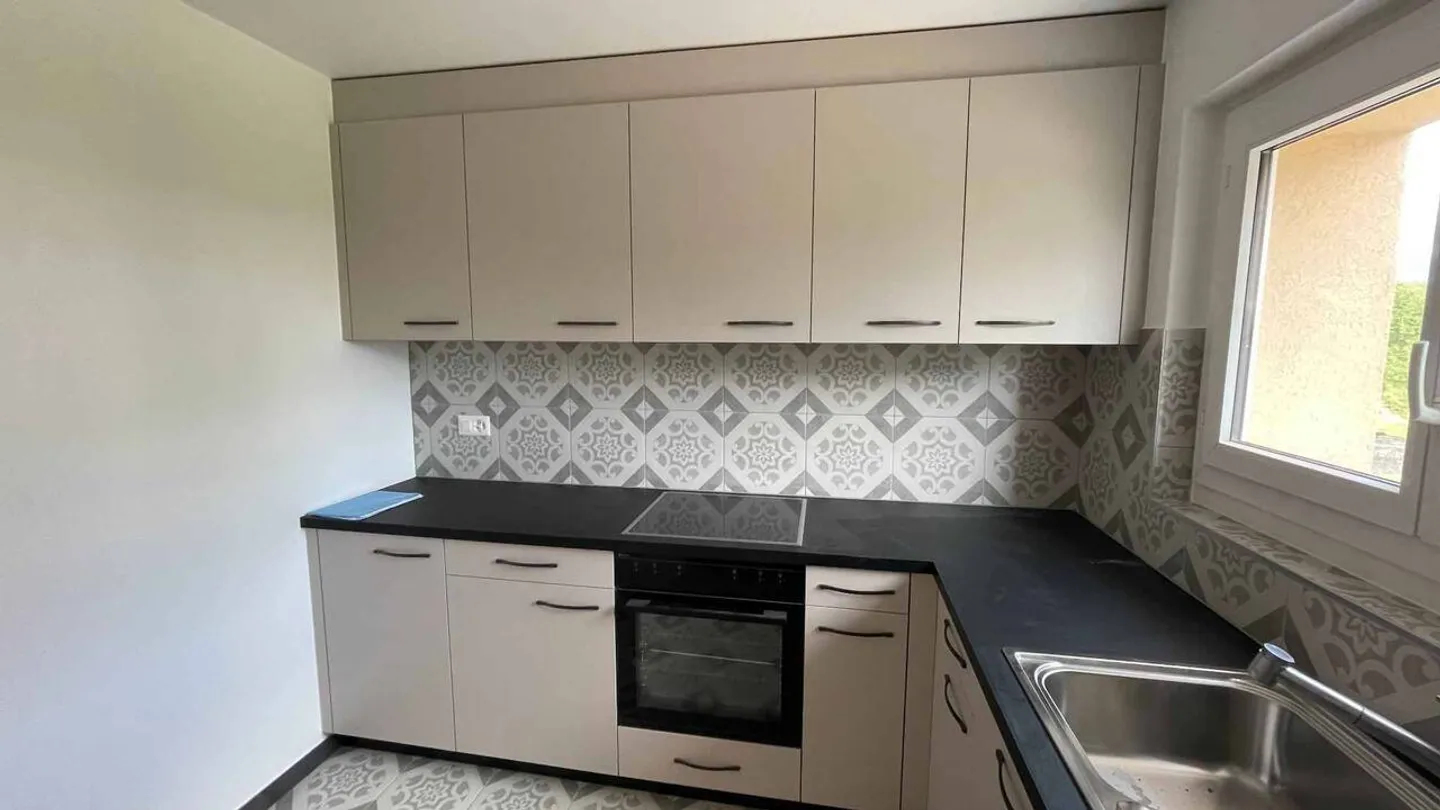 For rent 3.5-room apartment of 65 m2 in Chavornay - Photo 3 of 10