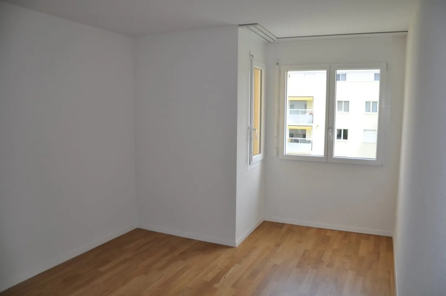 Charmant appartement 4.5 pièces - Photo 3 sur 7